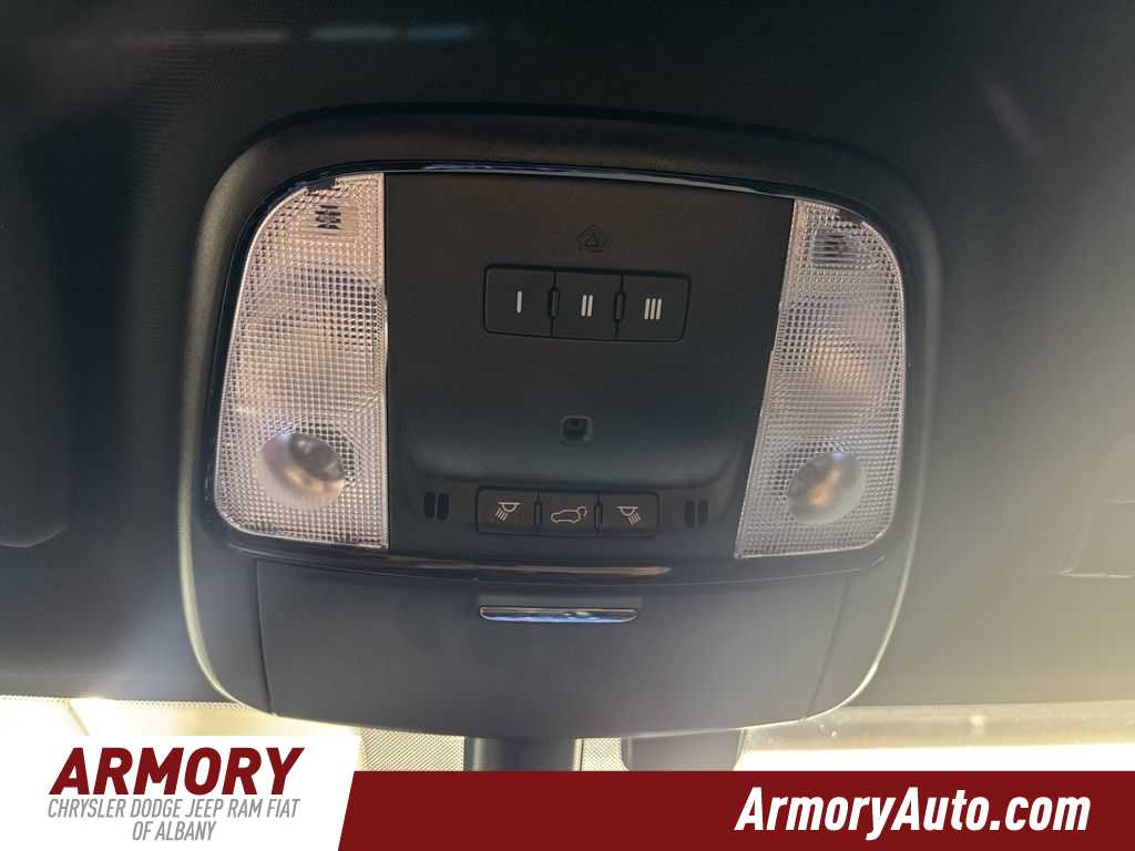 Thumbnail: 2025 Dodge Durango - 23