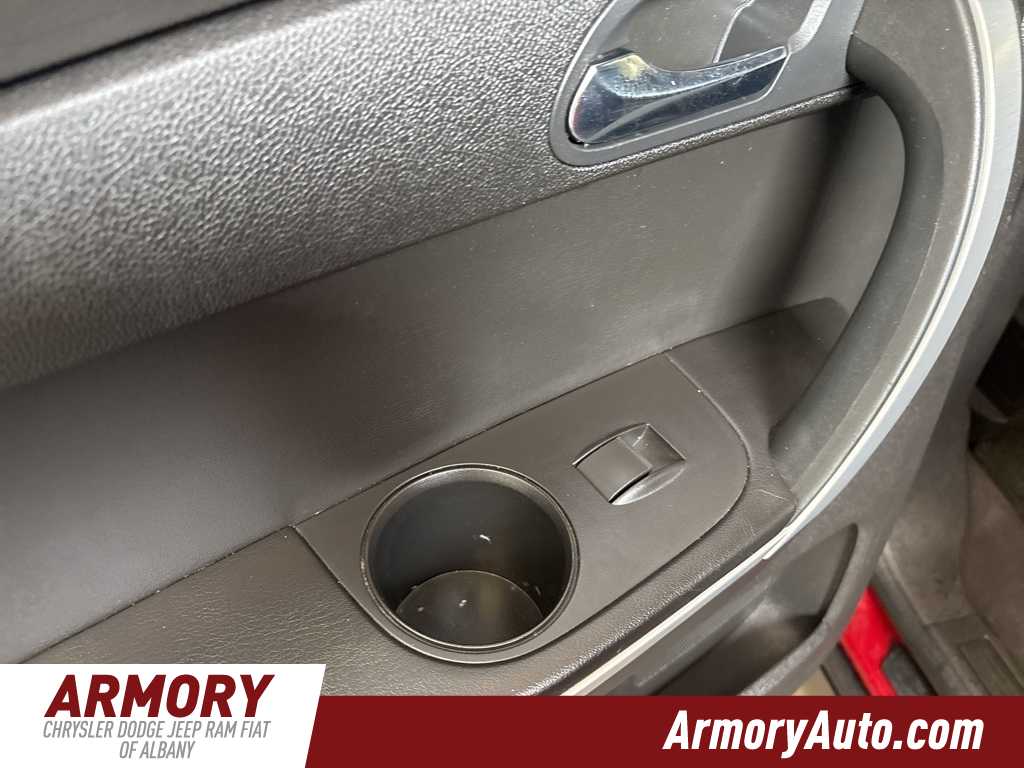 Thumbnail: 2012 GMC Acadia - 25
