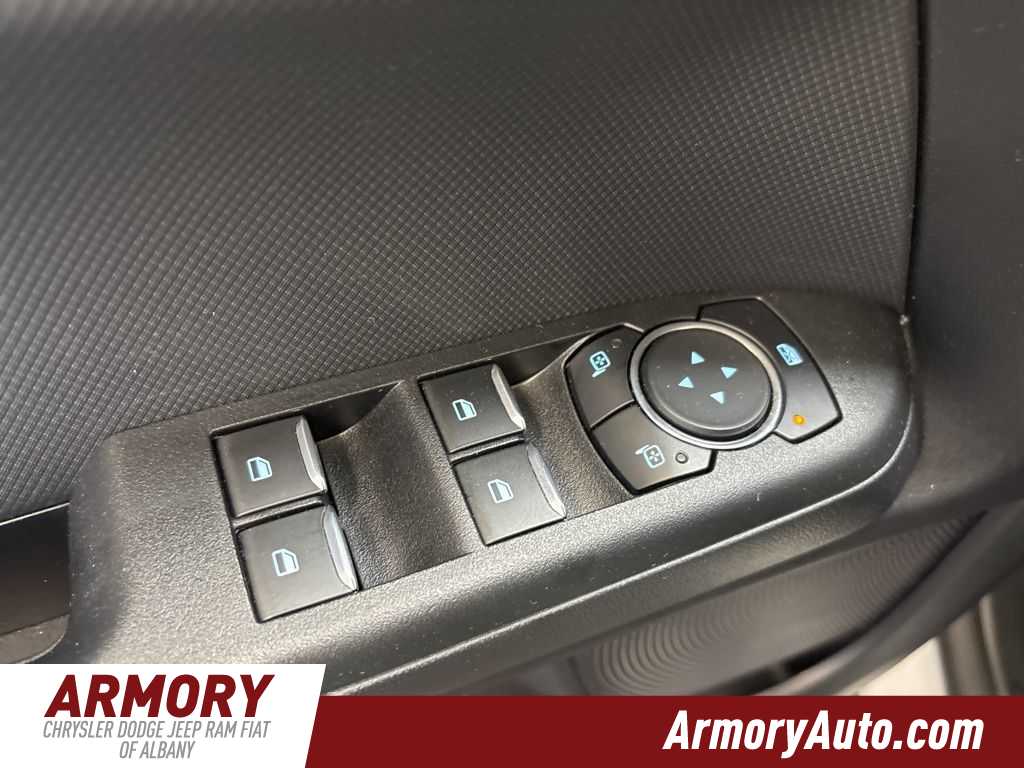 Thumbnail: 2025 Ford Bronco Sport - 9