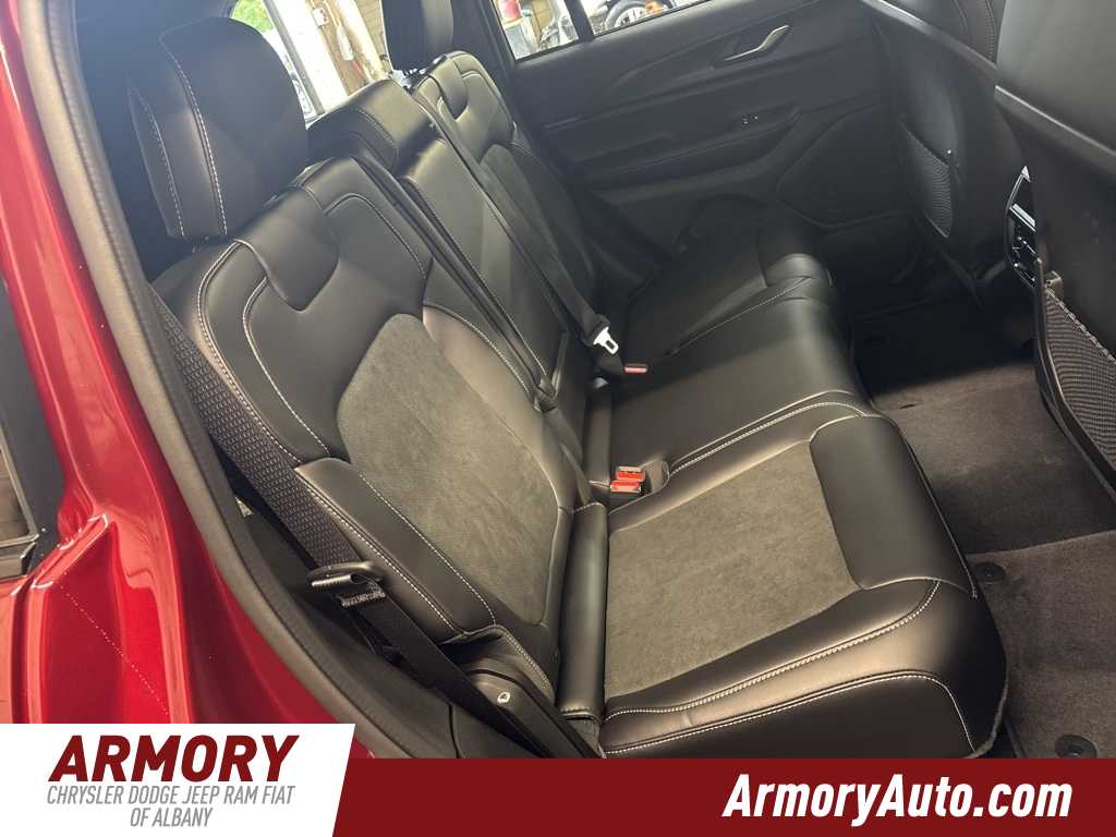 Thumbnail: 2025 Jeep Grand Cherokee - 29