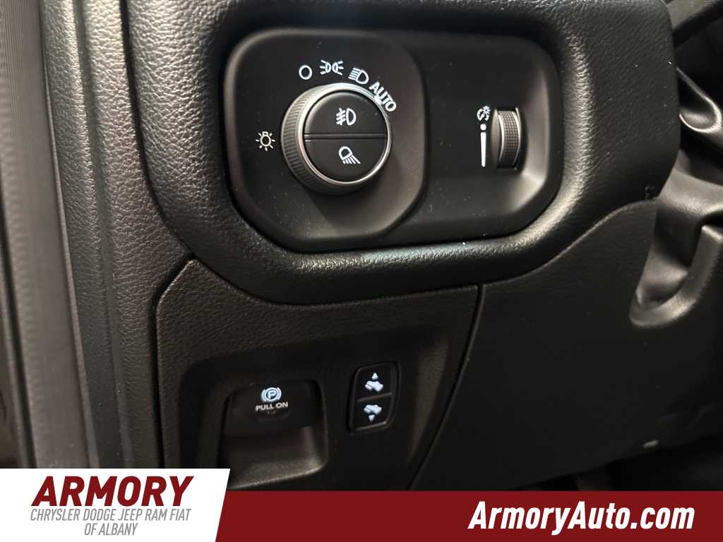 Thumbnail: 2022 RAM 1500 - 10