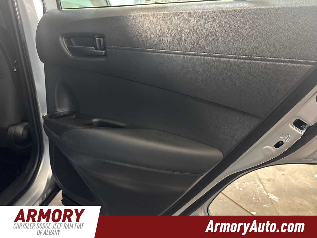 Thumbnail: 2022 Toyota Corolla Cross - 25