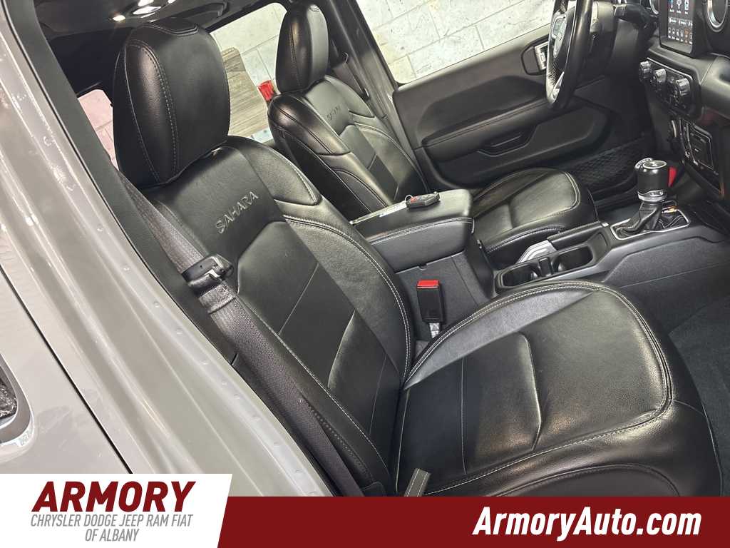 Thumbnail: 2022 Jeep Wrangler - 41