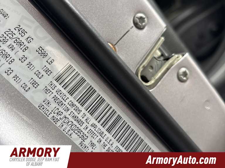 Thumbnail: 2019 Jeep Cherokee - 43