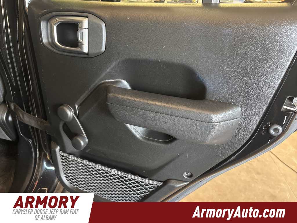 Thumbnail: 2022 Jeep Wrangler - 29