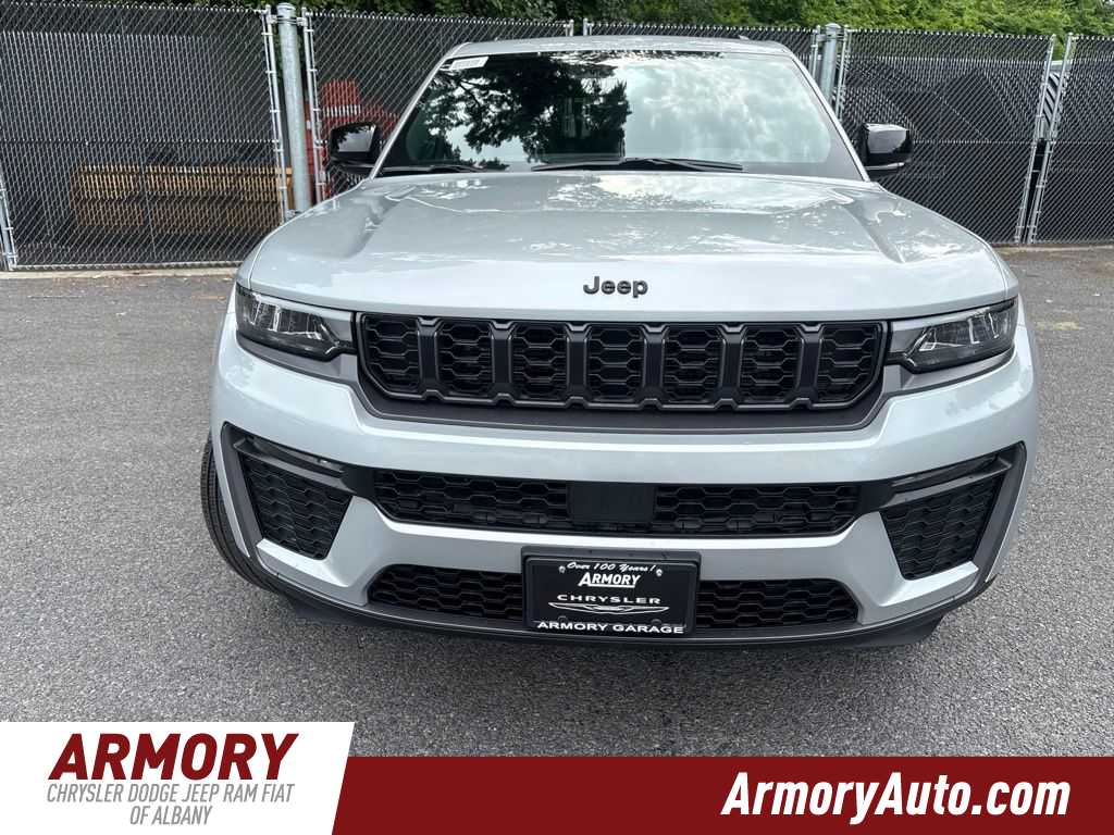 Thumbnail: 2026 Jeep Grand Cherokee - 2