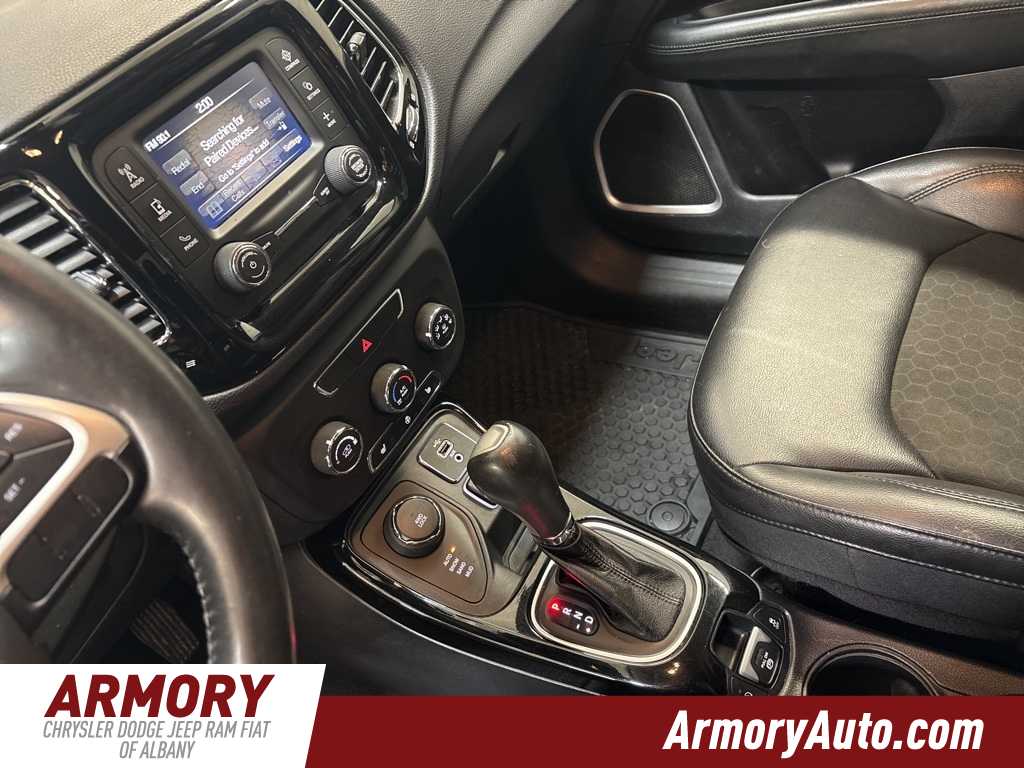 Thumbnail: 2018 Jeep Compass - 15