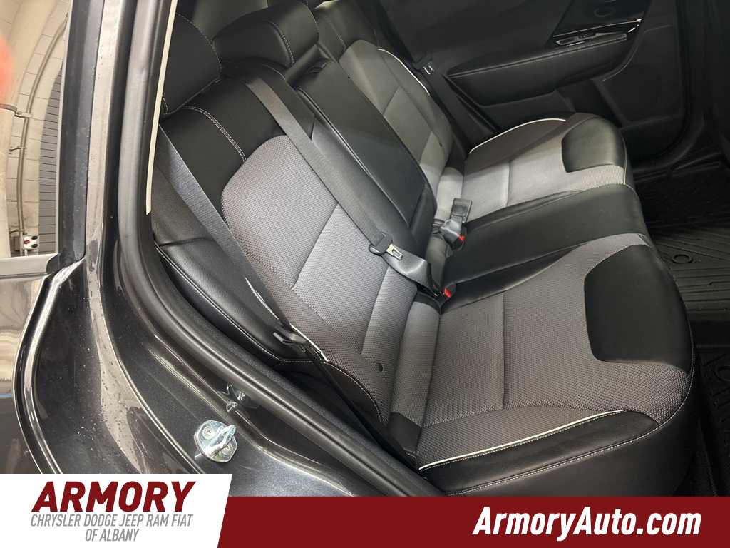 Thumbnail: 2022 Kia Niro - 33