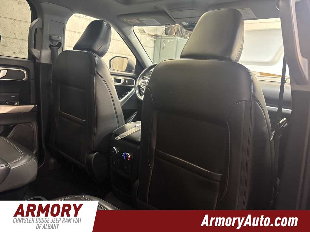 Thumbnail: 2021 Ford Explorer - 34