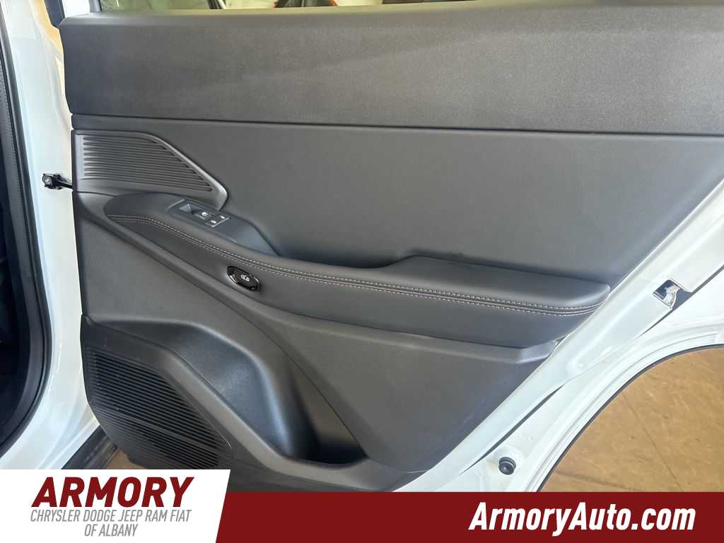 Thumbnail: 2026 Jeep Cherokee - 31