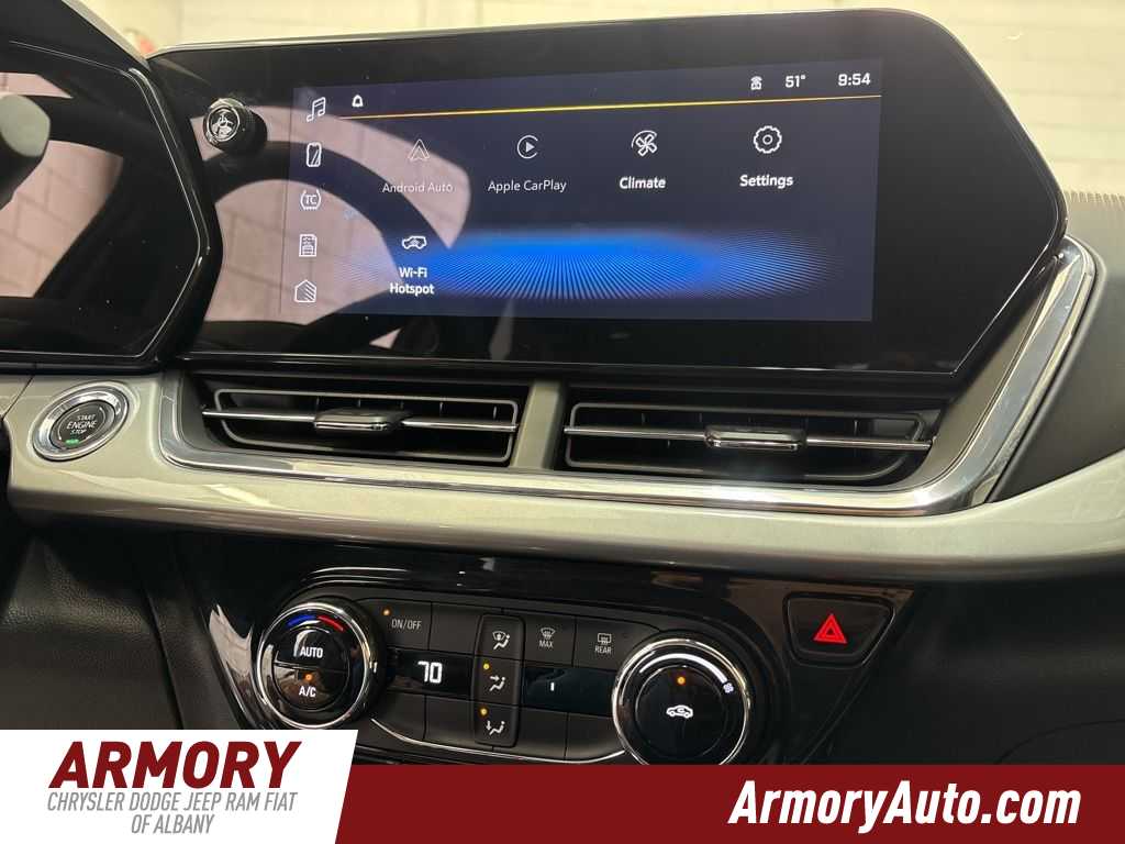 Thumbnail: 2025 Chevrolet Trax - 18