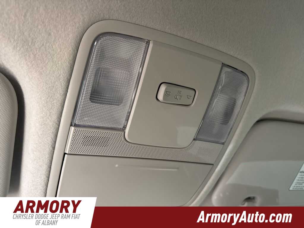 Thumbnail: 2023 Kia Forte - 22