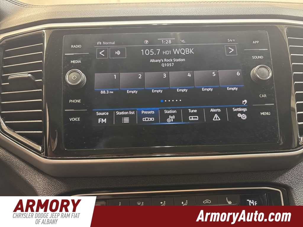 Thumbnail: 2022 Volkswagen Atlas - 16