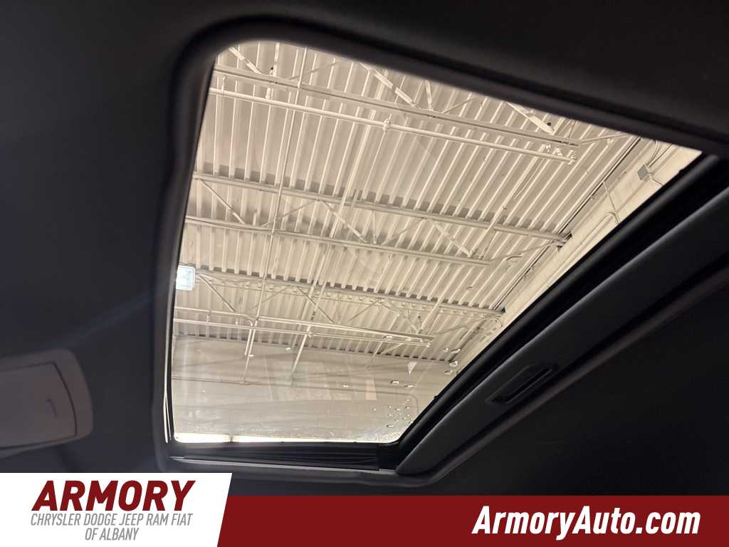 Thumbnail: 2015 Dodge Challenger - 24