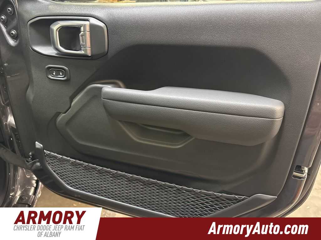 Thumbnail: 2026 Jeep Wrangler - 32