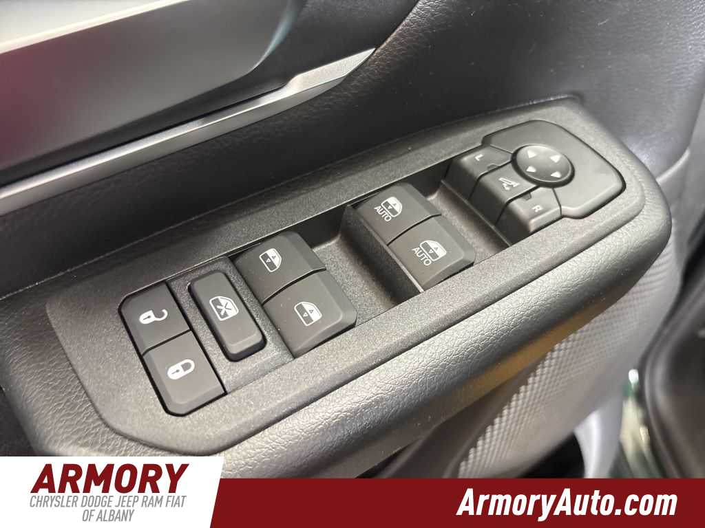 Thumbnail: 2026 RAM 1500 - 3