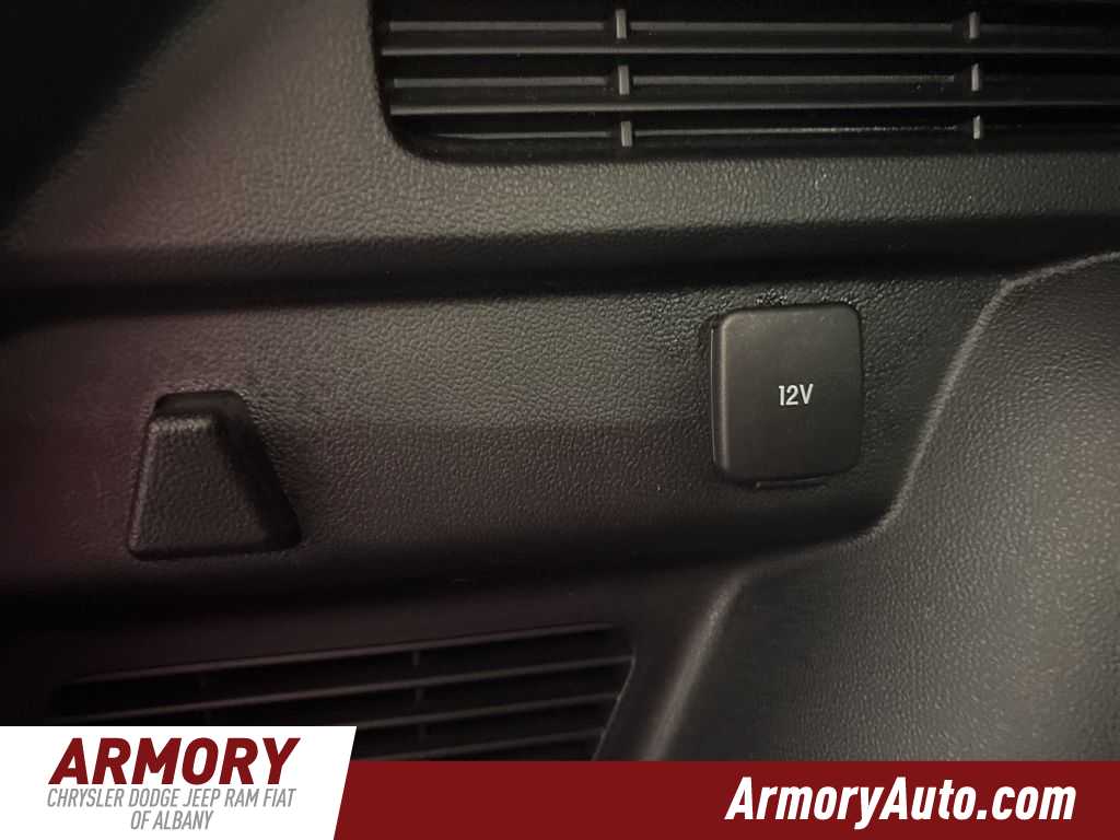 Thumbnail: 2022 Ford Escape - 27