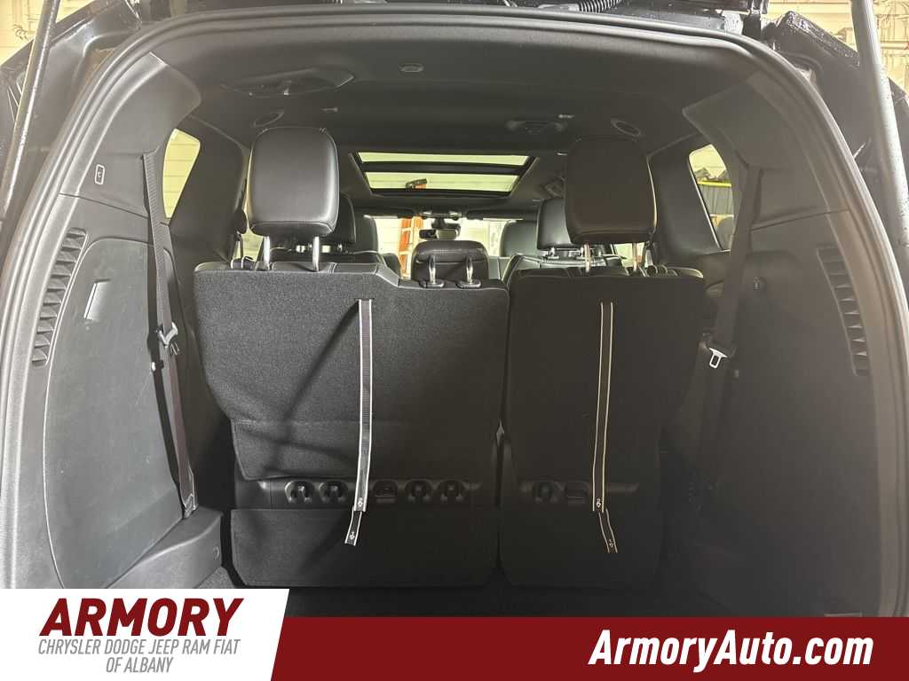 Thumbnail: 2026 Chrysler Pacifica - 25