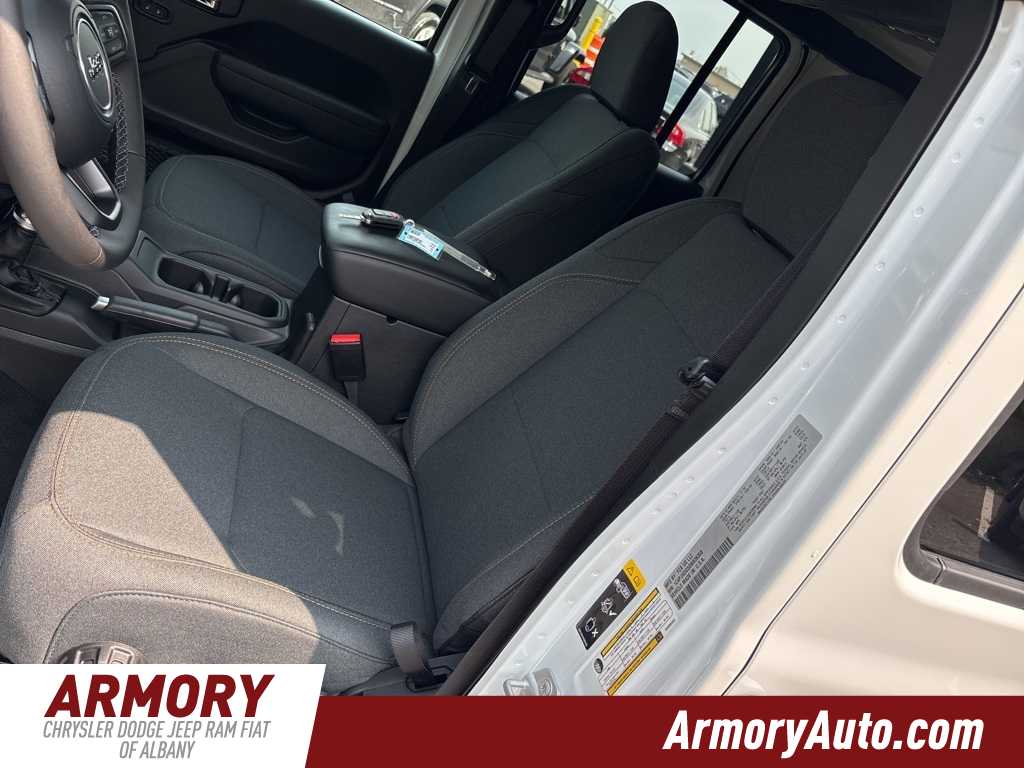 Thumbnail: 2025 Jeep Wrangler - 10