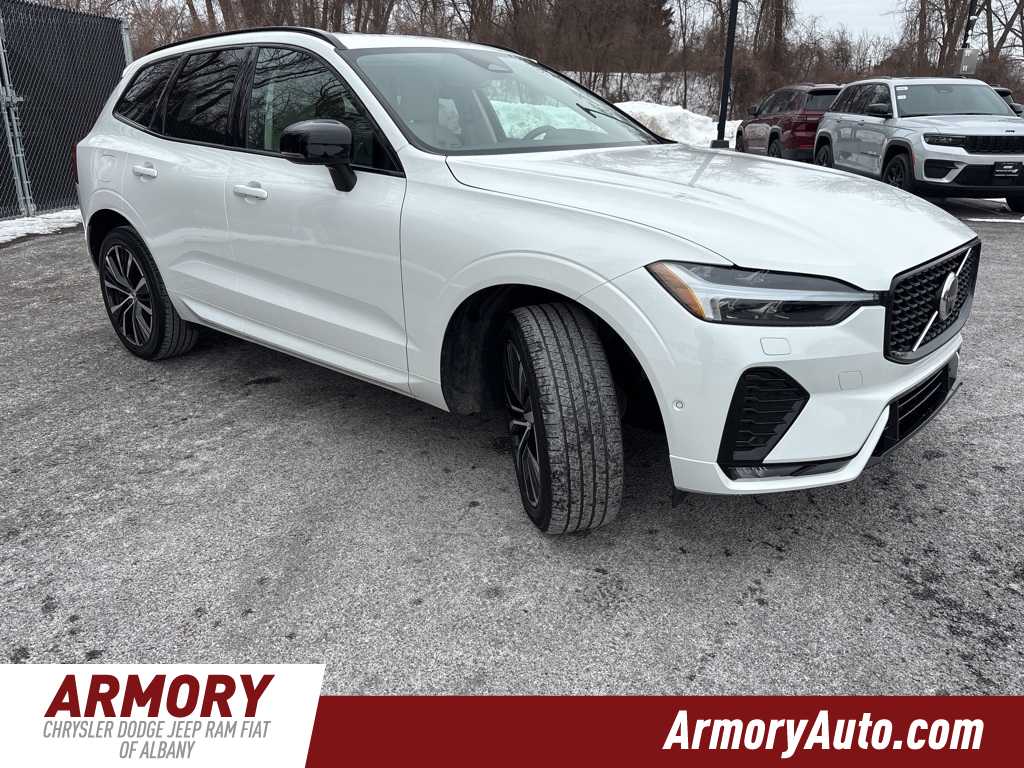 Thumbnail: 2024 Volvo XC60 - 3