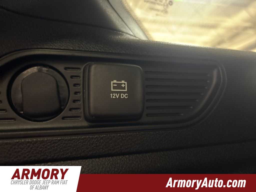 Thumbnail: 2026 Jeep Grand Cherokee - 30