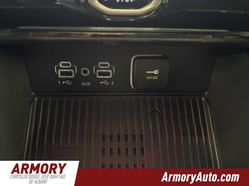 Thumbnail: 2026 Jeep Grand Cherokee - 20