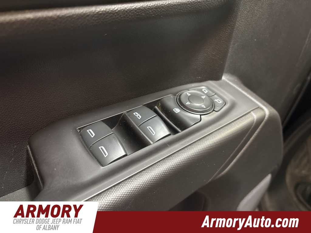 Thumbnail: 2020 Chevrolet Silverado 1500 - 8