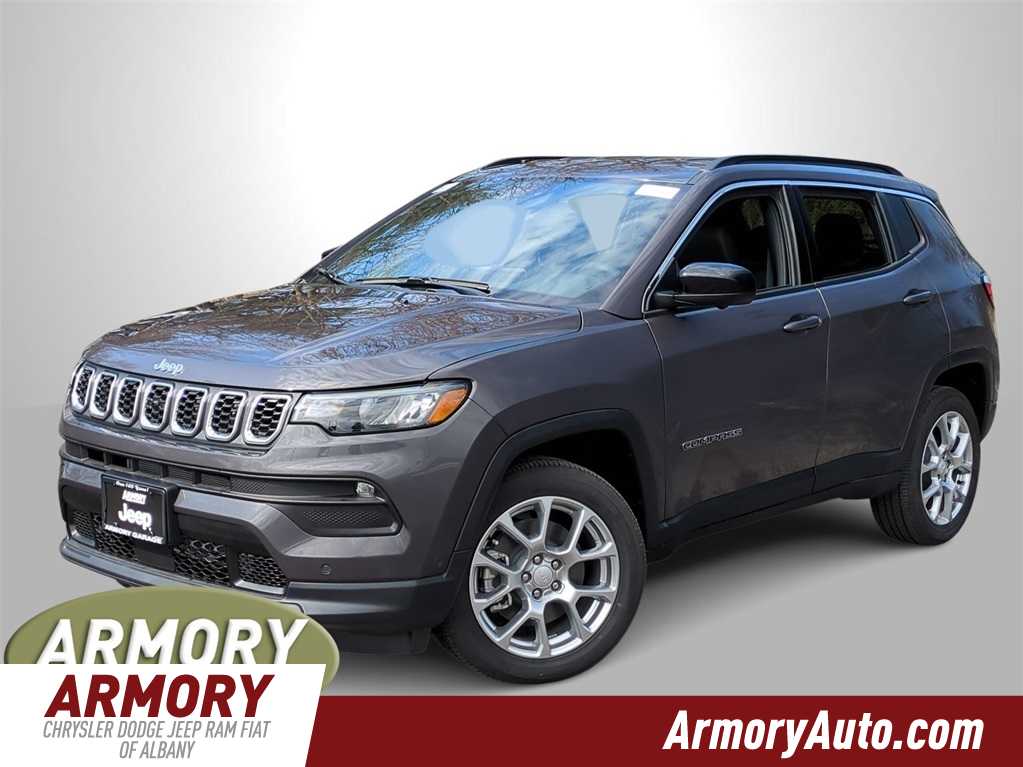 2024 Jeep Compass Latitude -
                Albany, NY