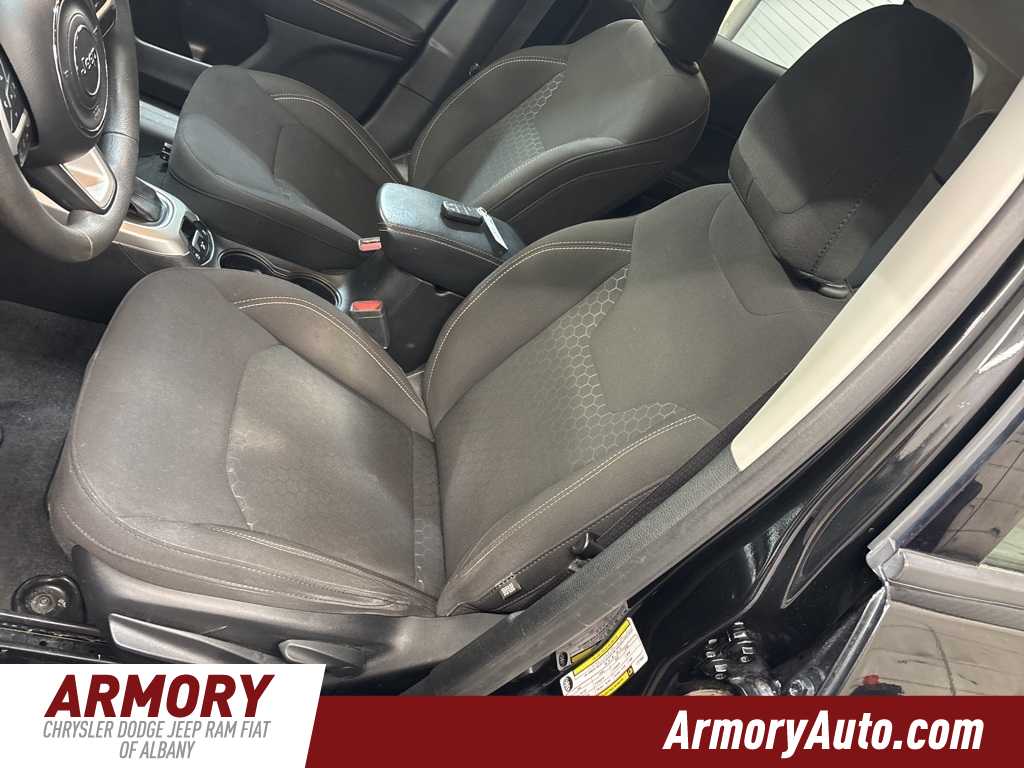 Thumbnail: 2020 Jeep Compass - 11