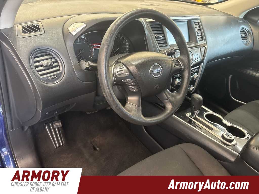 Thumbnail: 2019 Nissan Pathfinder - 9