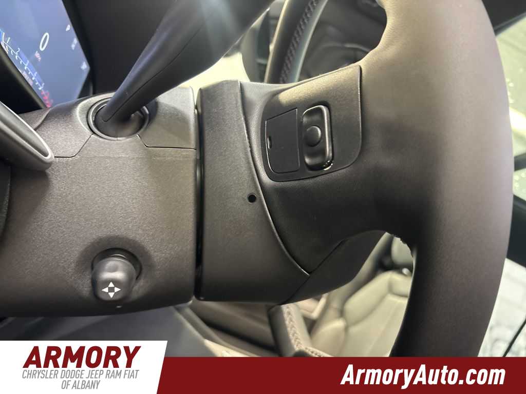 Thumbnail: 2026 Jeep Grand Wagoneer - 12