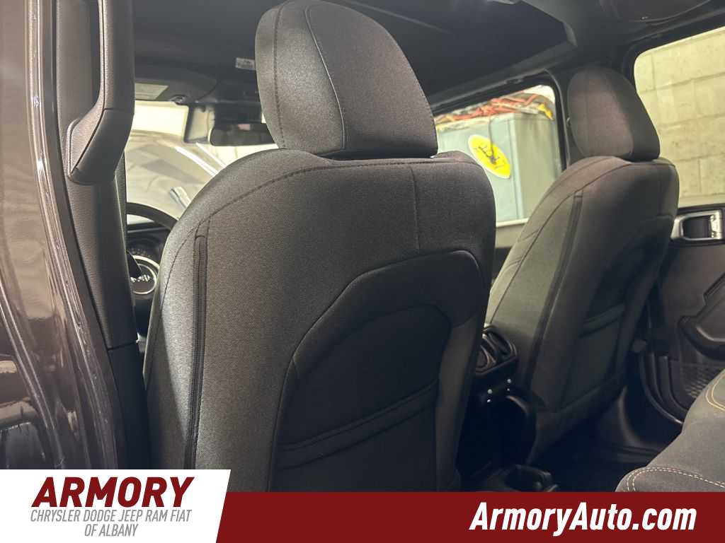 Thumbnail: 2024 Jeep Wrangler - 22