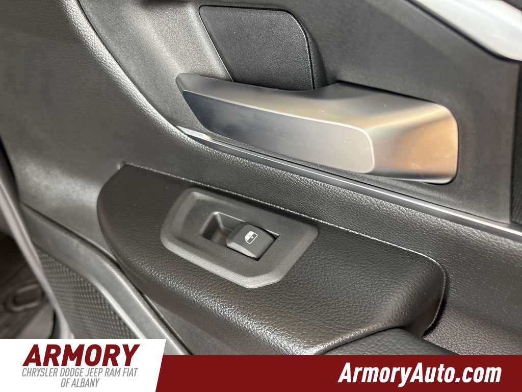 Thumbnail: 2026 RAM 1500 - 27