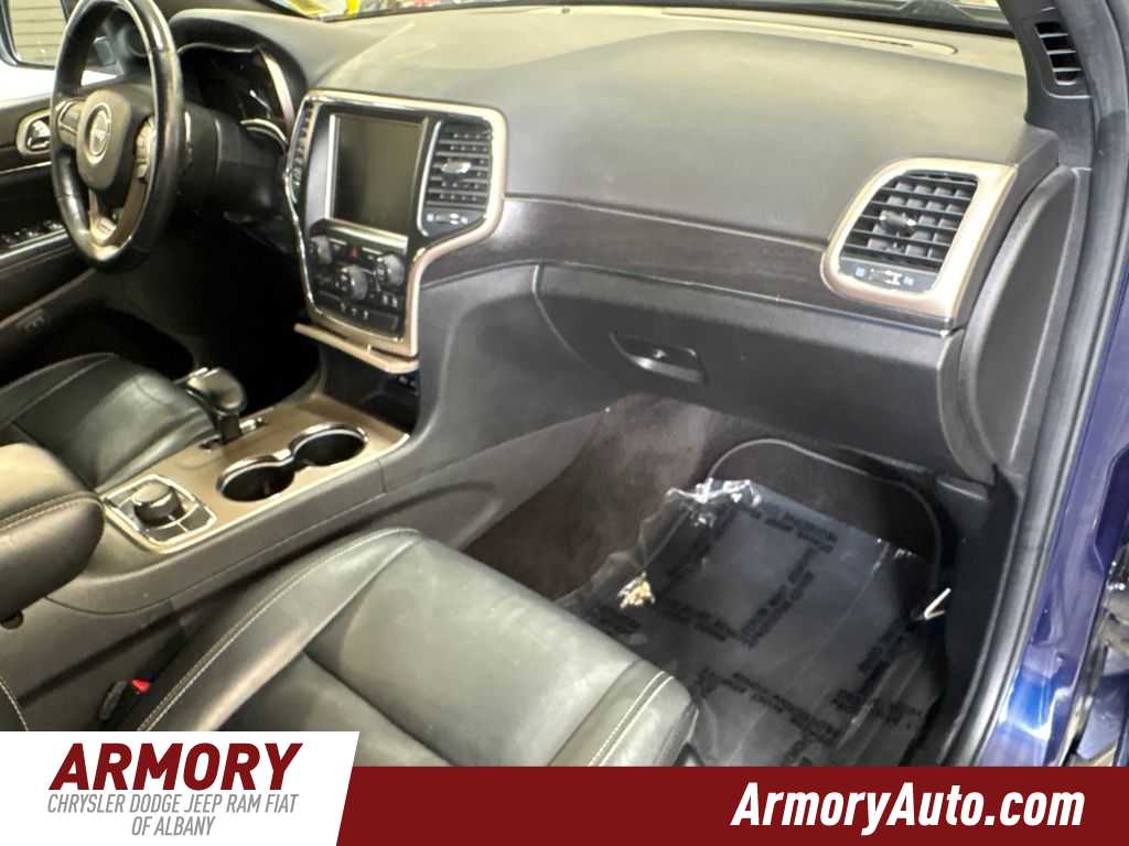 Thumbnail: 2015 Jeep Grand Cherokee - 42