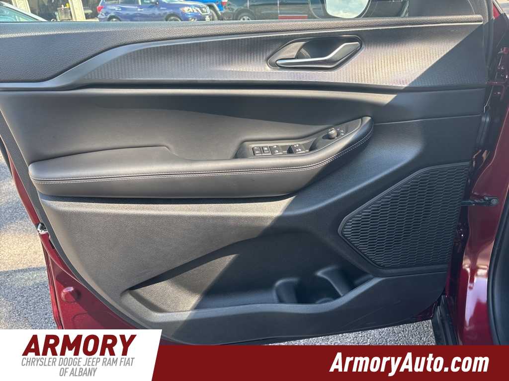 Thumbnail: 2025 Jeep Grand Cherokee - 7