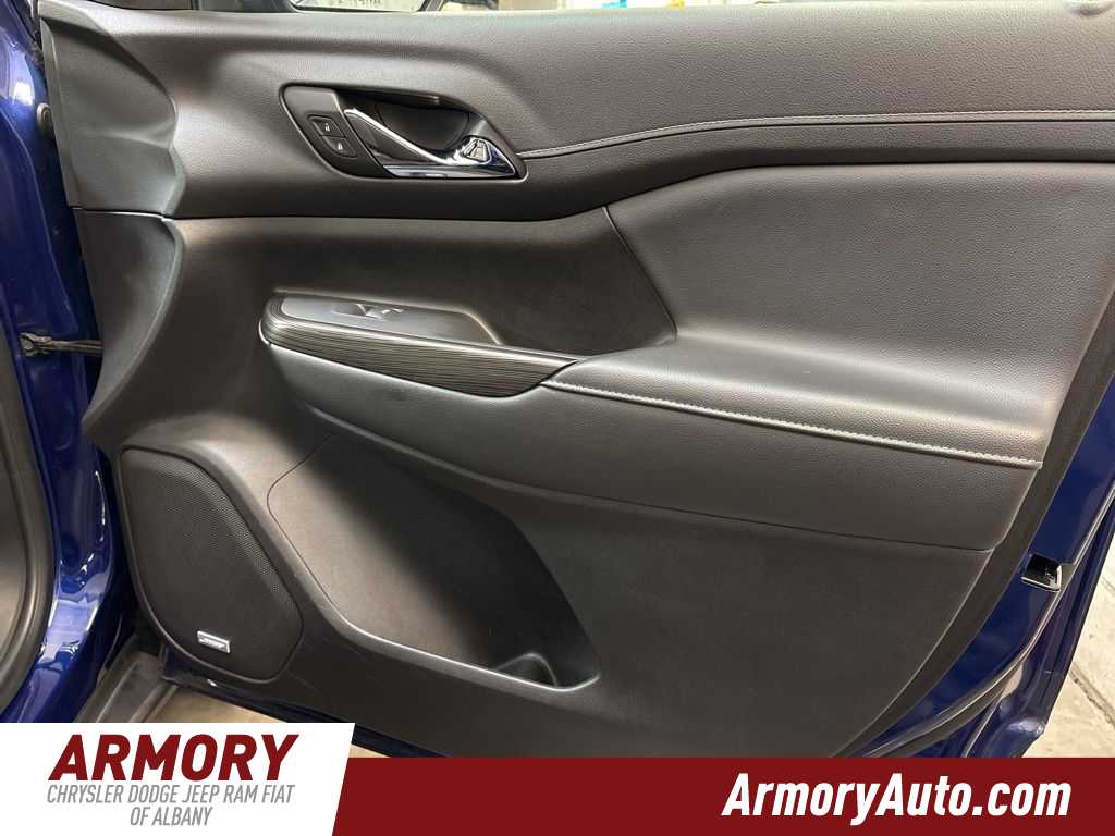 Thumbnail: 2023 GMC Acadia - 40