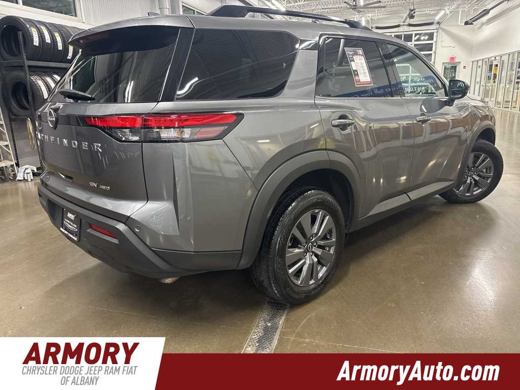 Thumbnail: 2024 Nissan Pathfinder - 4