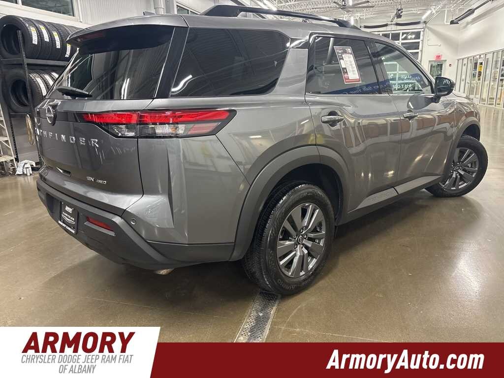 Used 2024 Nissan Pathfinder SV SUV