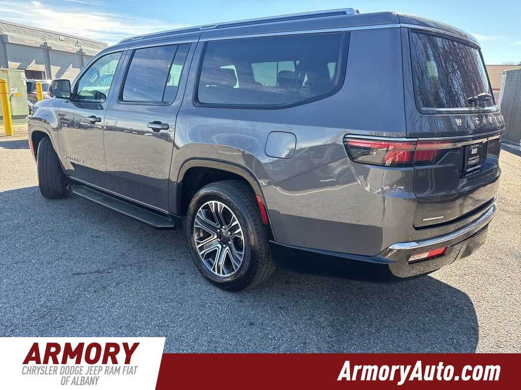 Thumbnail: 2023 Jeep Wagoneer - 6