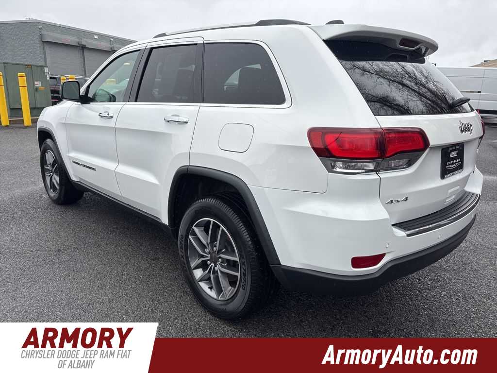 Thumbnail: 2020 Jeep Grand Cherokee - 6