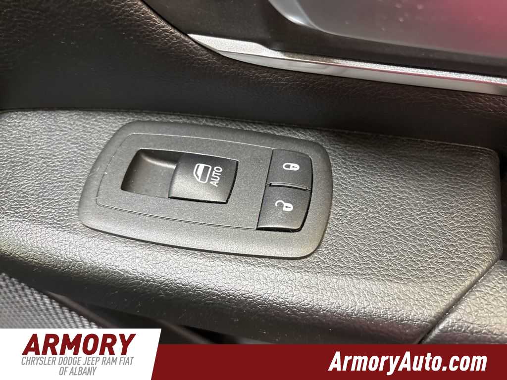 Thumbnail: 2019 RAM 1500 - 36