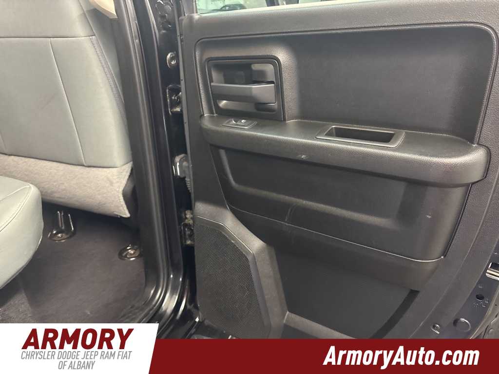 Thumbnail: 2019 RAM 1500 Classic - 26