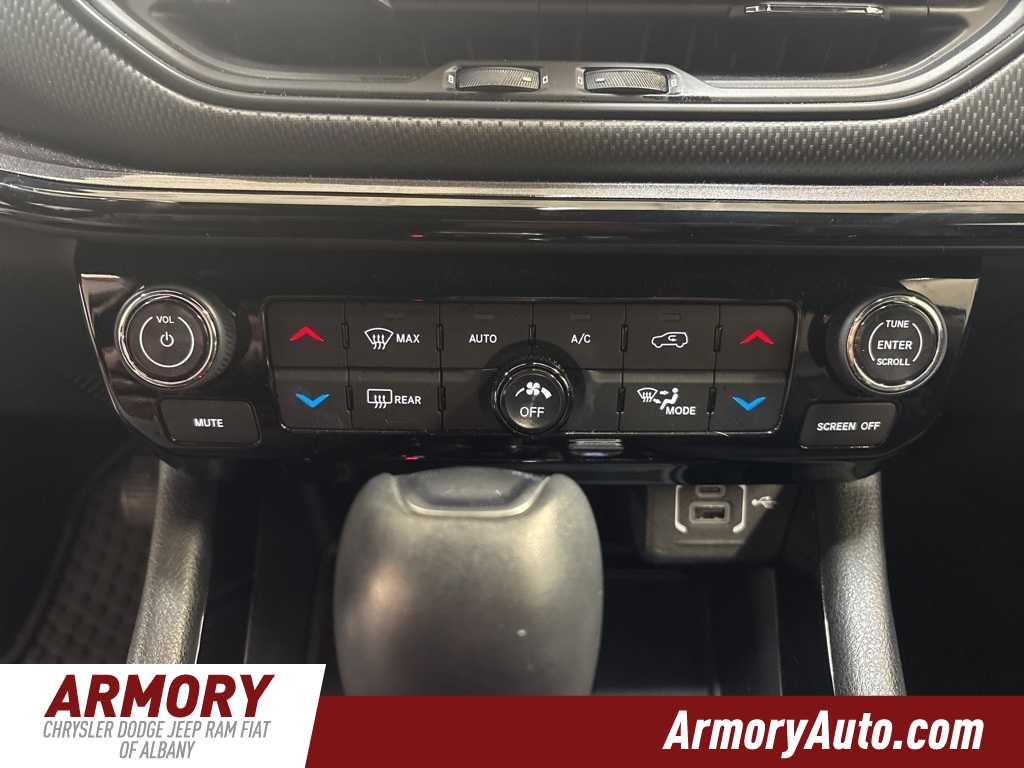 Thumbnail: 2022 Jeep Compass - 18