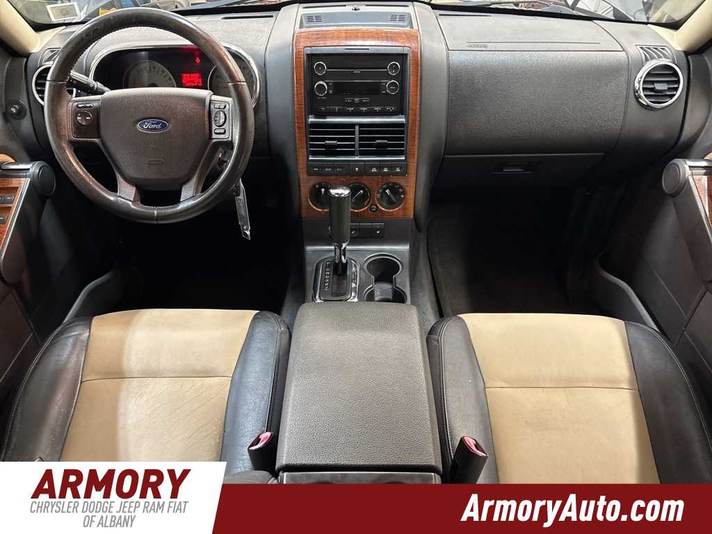 Thumbnail: 2010 Ford Explorer - 33