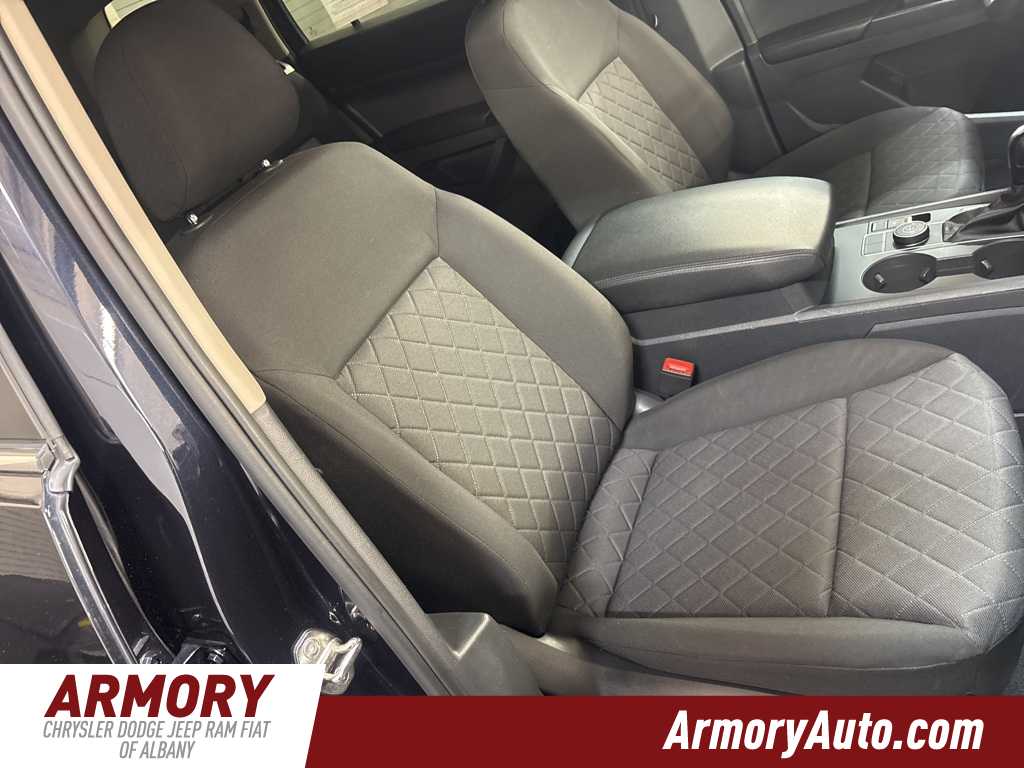 Thumbnail: 2018 Volkswagen Atlas - 38