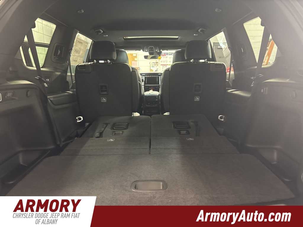 Thumbnail: 2025 Jeep Grand Cherokee L - 29