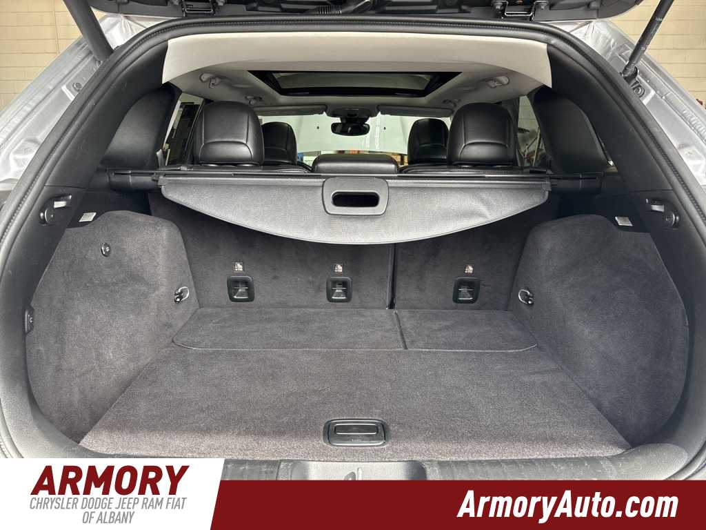 Thumbnail: 2019 Jeep Cherokee - 30