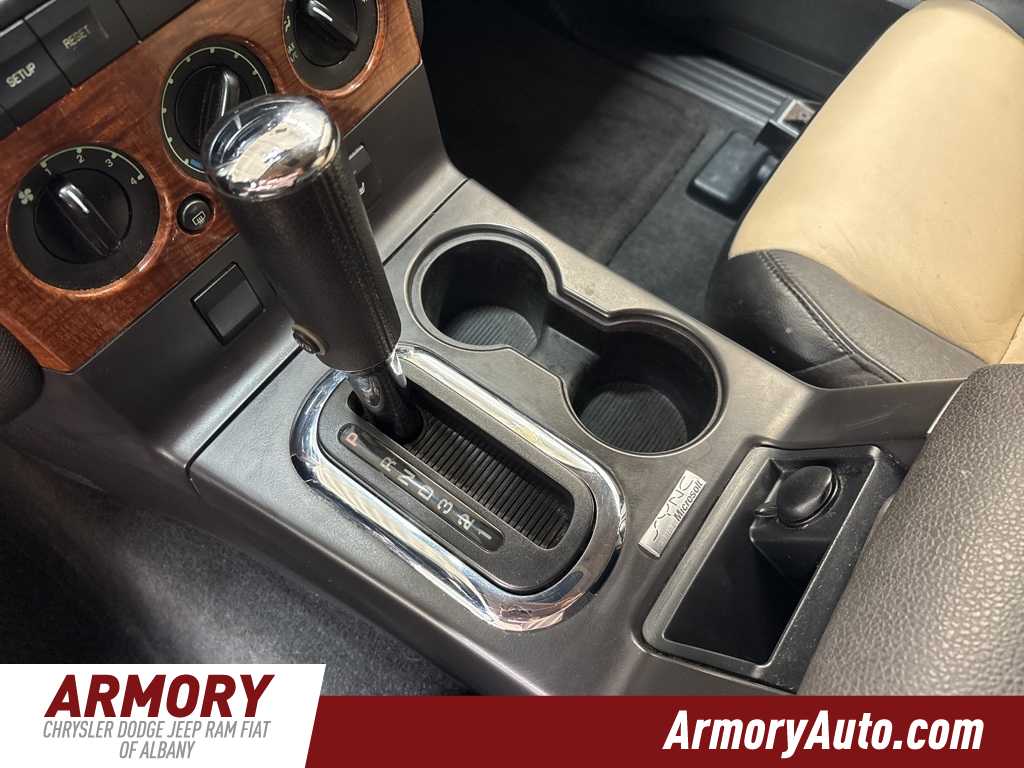 Thumbnail: 2010 Ford Explorer - 21