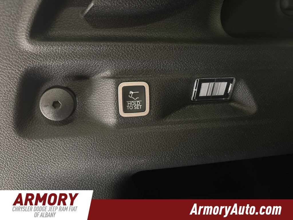 Thumbnail: 2025 Jeep Grand Cherokee L - 27