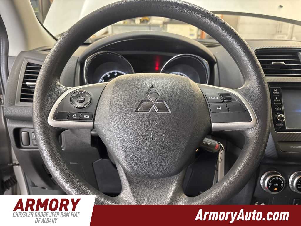 Thumbnail: 2024 Mitsubishi Outlander Sport - 14